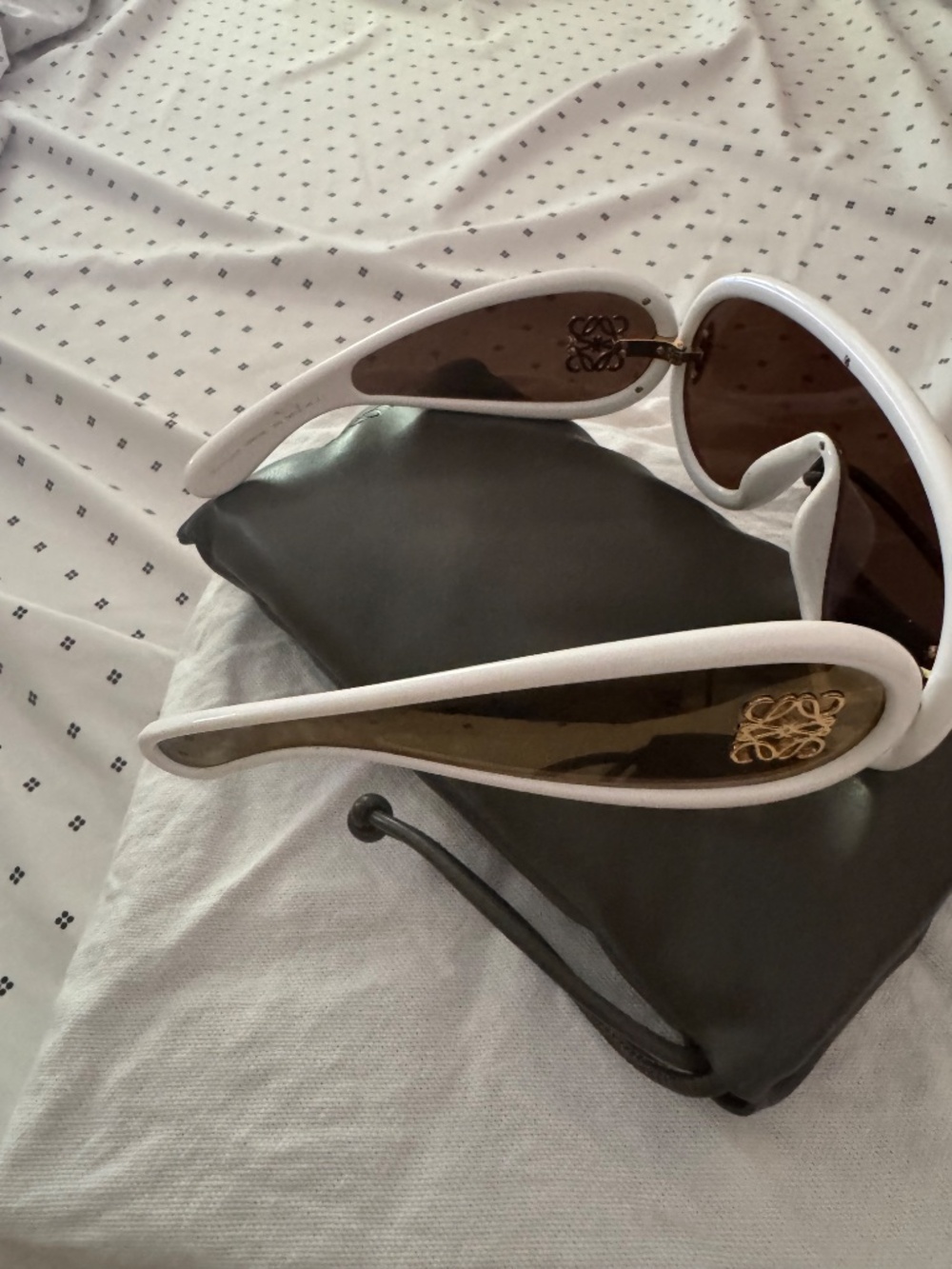 Loewe LW401081 25G Mirror Acetate Shield Sunglasses - Picture 3 of 10